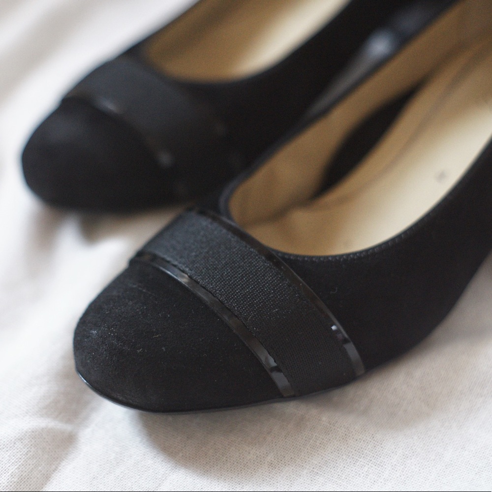 Ara Kendall Low Pump, Black Suede, Size 4